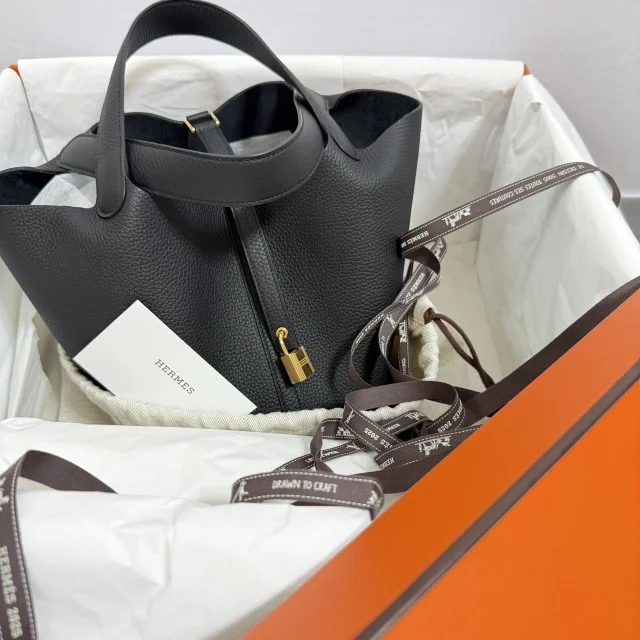 HERMESピコタンの写真