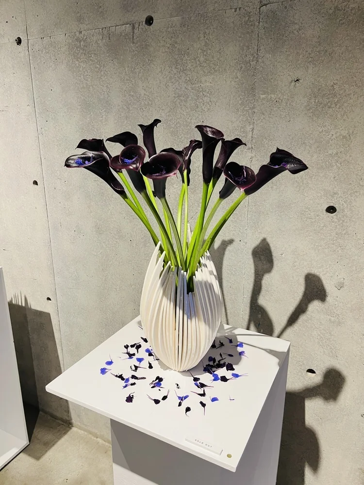 SHIHOのデジカメ日記　フラワーアーティストNicolai Bargman × 建築家で陶芸家の奈良祐希さんの展覧会
