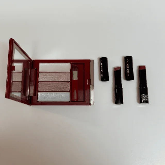 12月の始まりに。大人をときめかせる“赤”のクリスマスコフレ_1_4