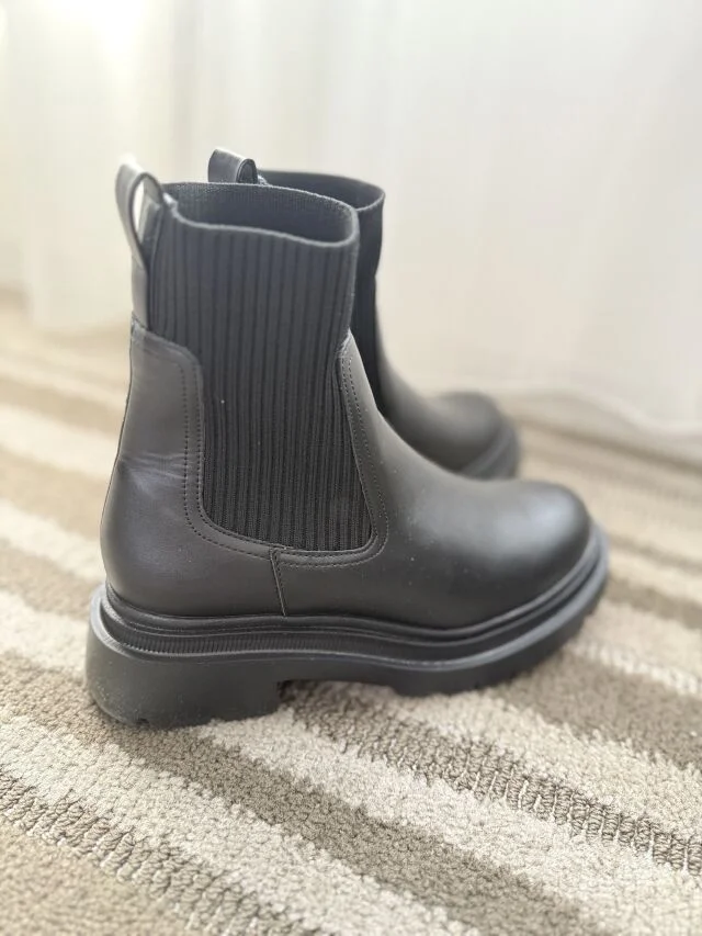 めっちゃ売れてる！GUのブーツが大活躍_1_2-1