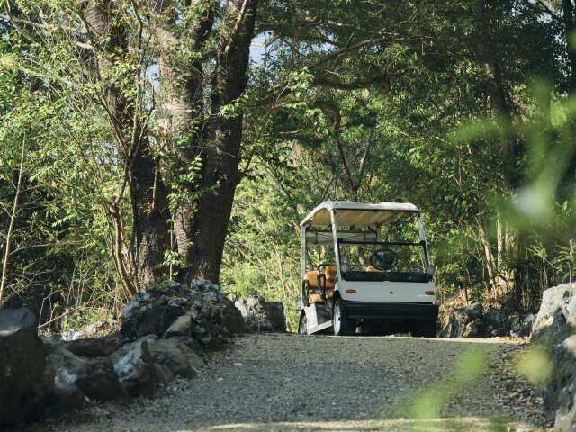 赤沢温泉　カート移動