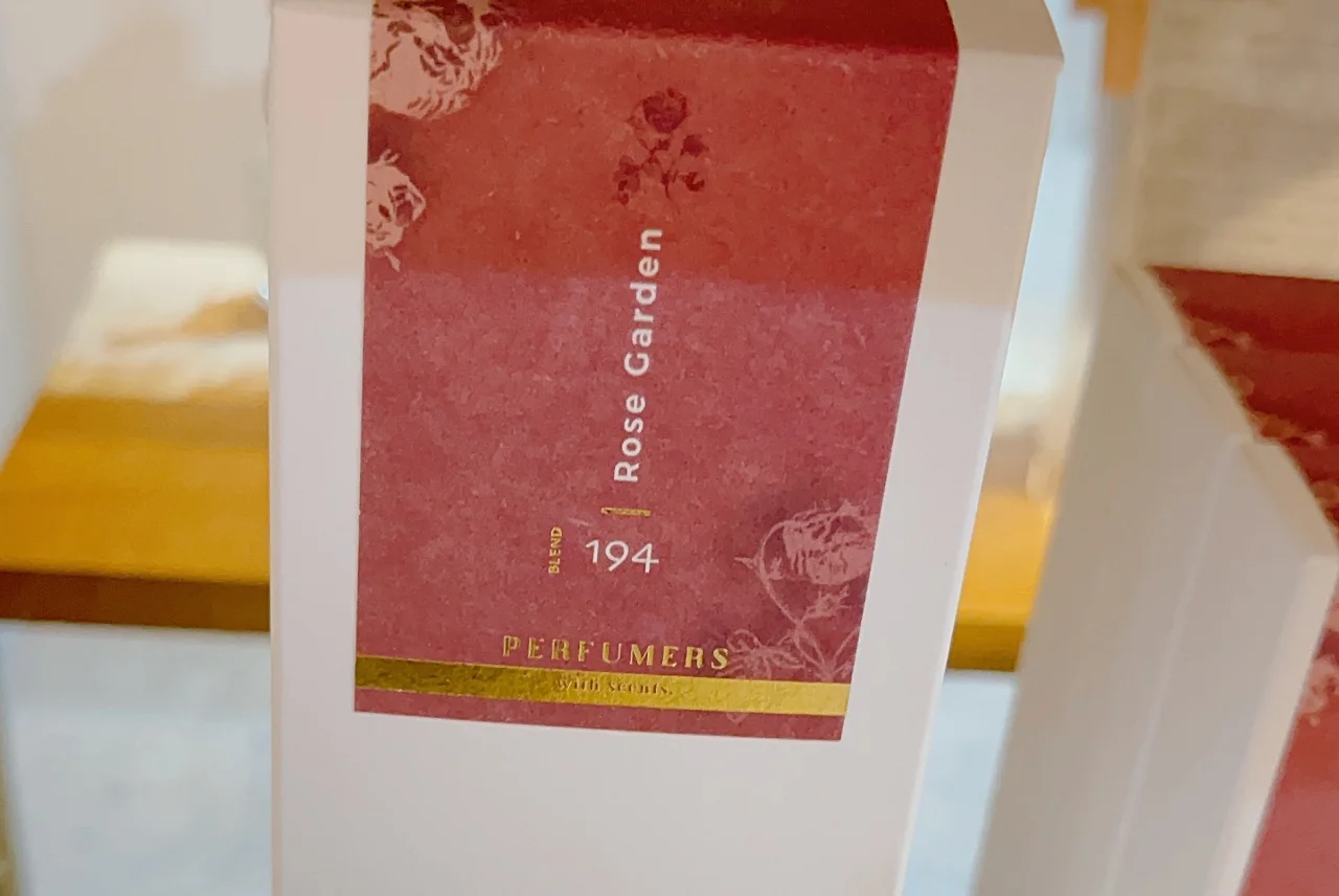 inimu（イニム）で買えるフレグランス　日本発の繊細でモダンな香りのシリーズ：「PERFUMERS」ローズガーデンに使われている香料は194種類