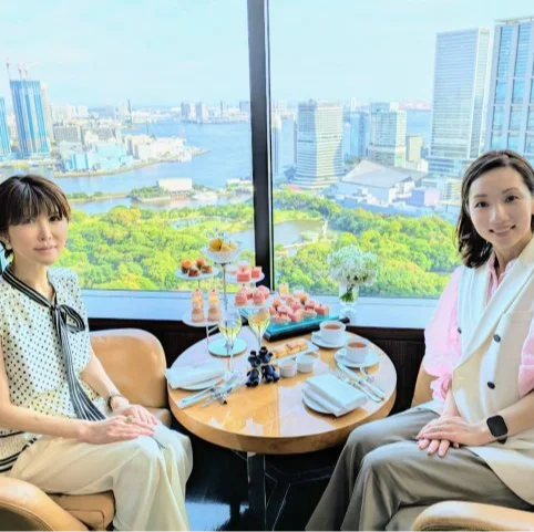 桃の潤いあふれる！【コンラッド東京】「ピーチアフタヌーンティー “フレッシュ・モーメント”」