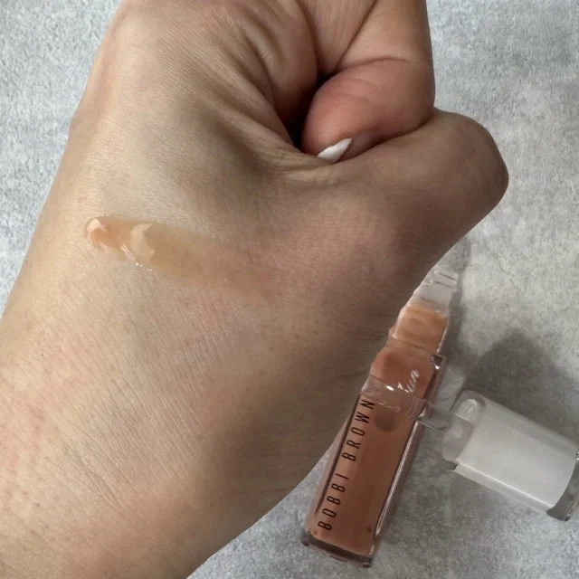BOBBI BROWN「エクストラ プランプ リップ セラム」|40代の唇にふっくらツヤをくれるご褒美リップ_1_3