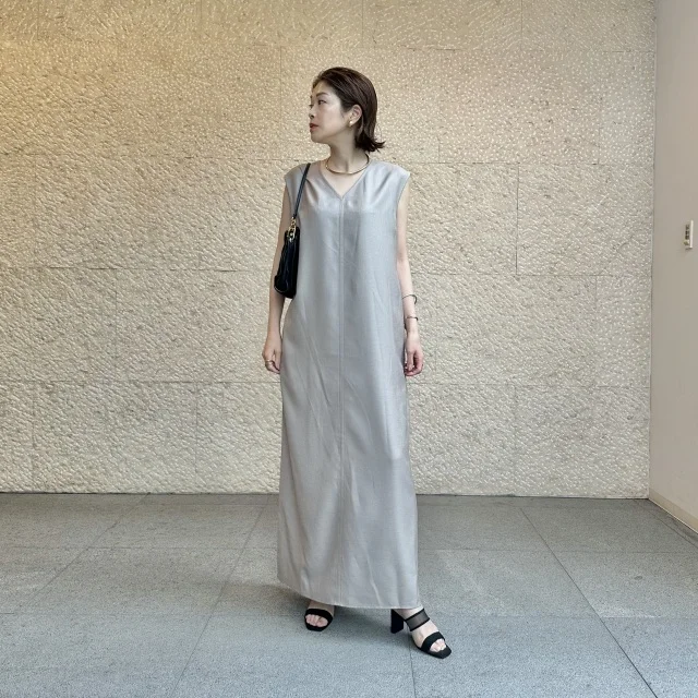 この夏、絶対活躍! 洗練されたシルエットで魅せる、2WAYワンピース_1_5