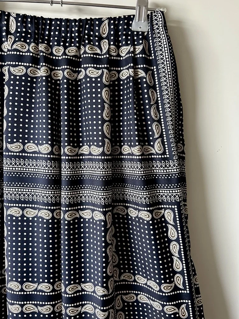 M7days
ペイズリー×ドットプリントワイドパンツ
￥24,200