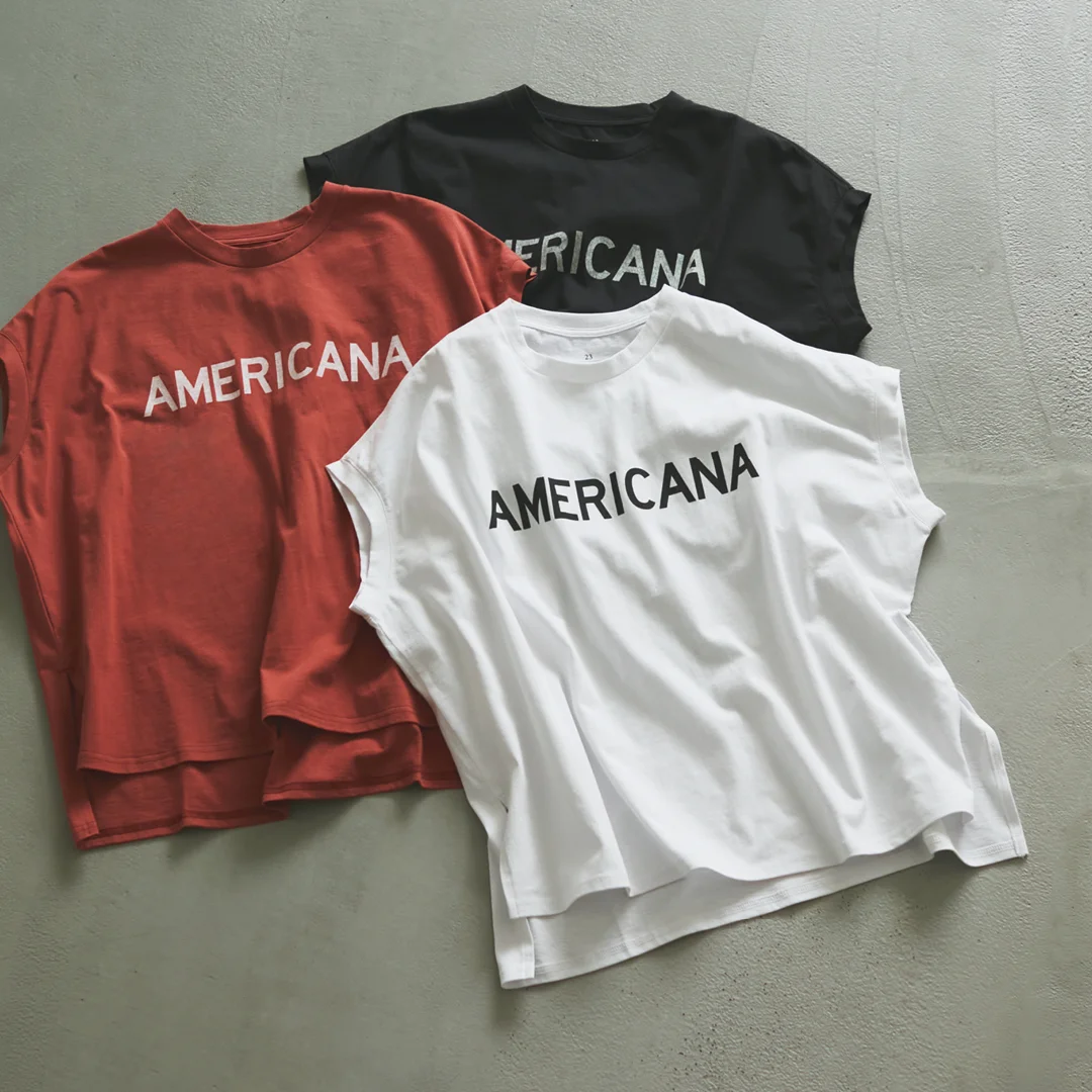 ロゴスリットTシャツ ／【MICA&amp;DEAL】×【AMERICANA】×【FRUIT OF THE LOOM】