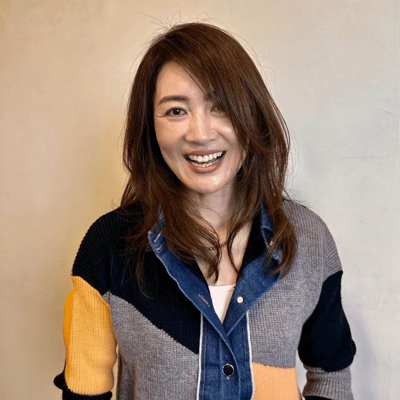 40代に似合う髪型　ロングヘアスタイル人気ランキング３位