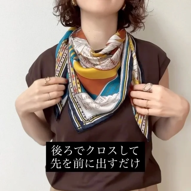 保存版！40代からの“シンプルなのにオシャレ見え”スカーフアレンジ3選_1_2-2