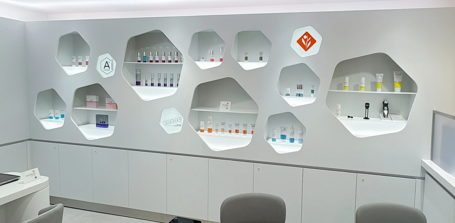 銀座の新ビューティスポット「エンビロンズ銀座」　内観