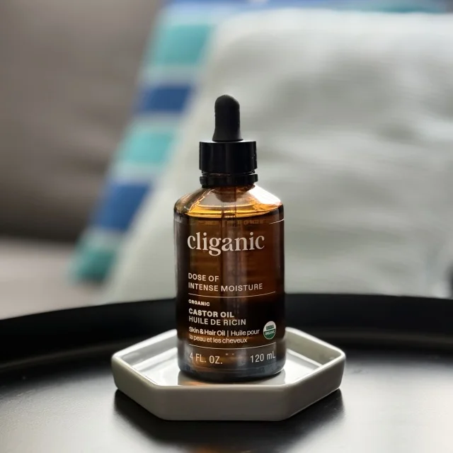 ひまし油が万能すぎる！まつげ・眉・肌・髪まで使える“1本4役”美容オイルの実力_1_1