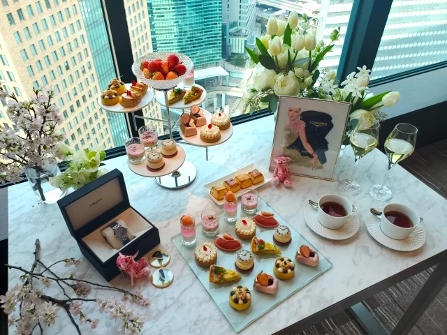 コンラッド　アフタヌーンティー　いちご