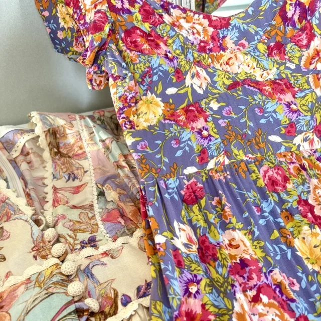 花柄ドレスは私の定番です