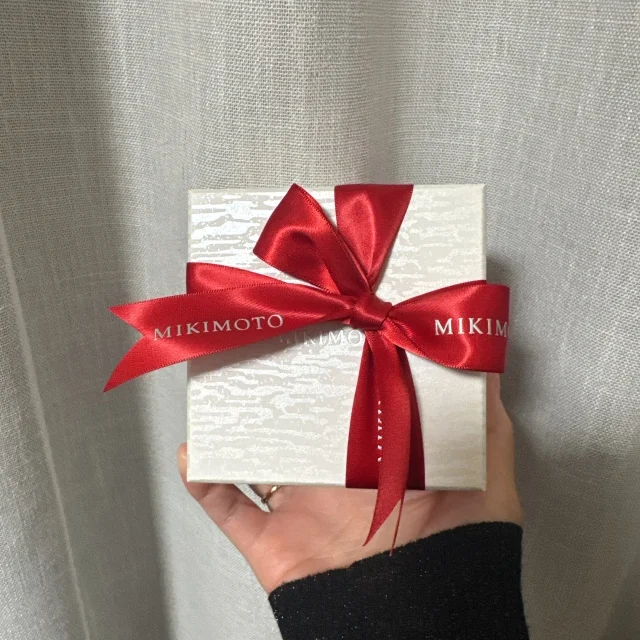 【40代ご褒美ジュエリー】ミキモト「Vコードピアス」_1_5