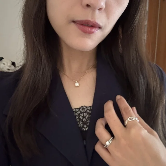 特別な日はプロにお任せ!ヴィンテージドレスに合わせたアップスタイルで結婚式へ_1_5-1