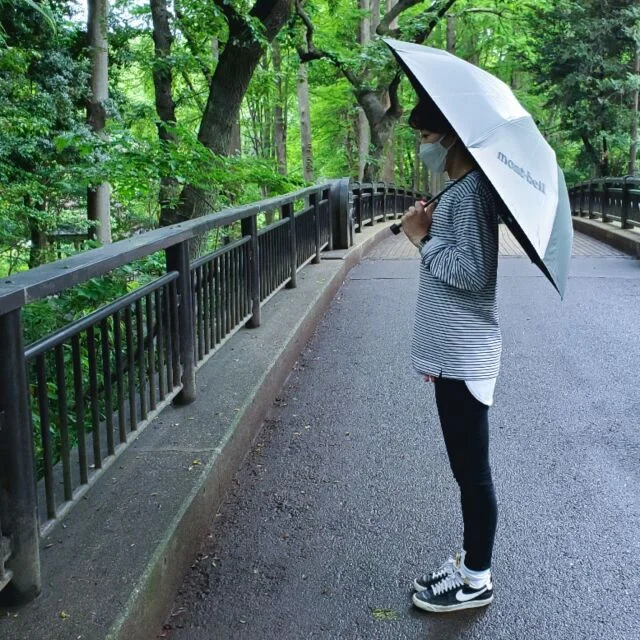 モンベル サンブロックアンブレラ 日傘 折りたたみ傘 晴雨兼用 - 傘