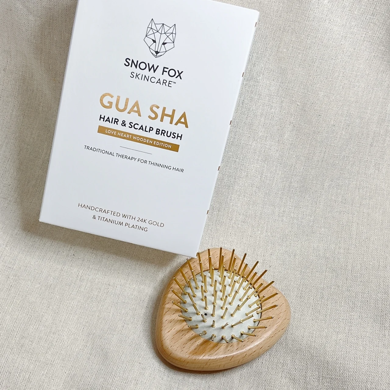 SNOW FOX SKINCARE（スノー フォックス スキンケア） 頭皮＆フェイスラインもすっきり!?の逸品へアブラシ　 プレミアム FOX カッサ ウッド ミニハート ヘアブラシ　小田切ヒロ