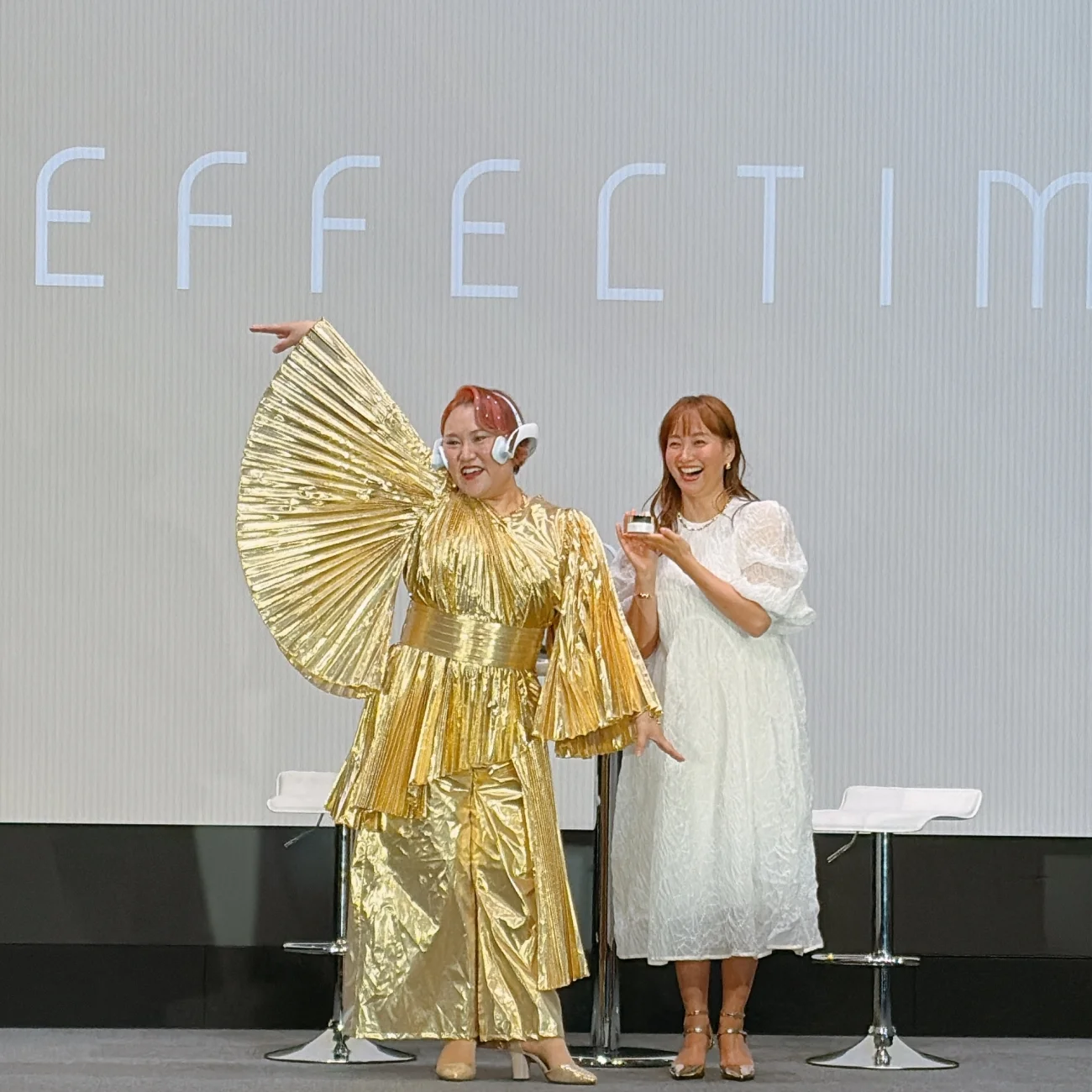 EFFECTIM エフェクティム クイック フェイシャル トレーナー おすすめ美顔器 ゲスト写真 バービー 藤本美貴