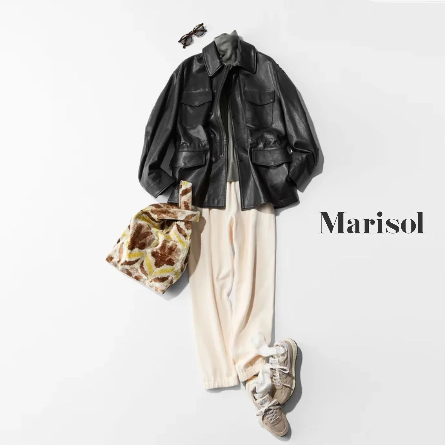 ストライプブラウスのコーデ