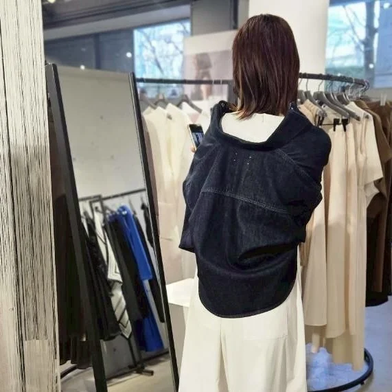 カジュアル派もきれい目派も！この春更新すべきは『デニム』【2026春夏展示会レポ】_1_10-2
