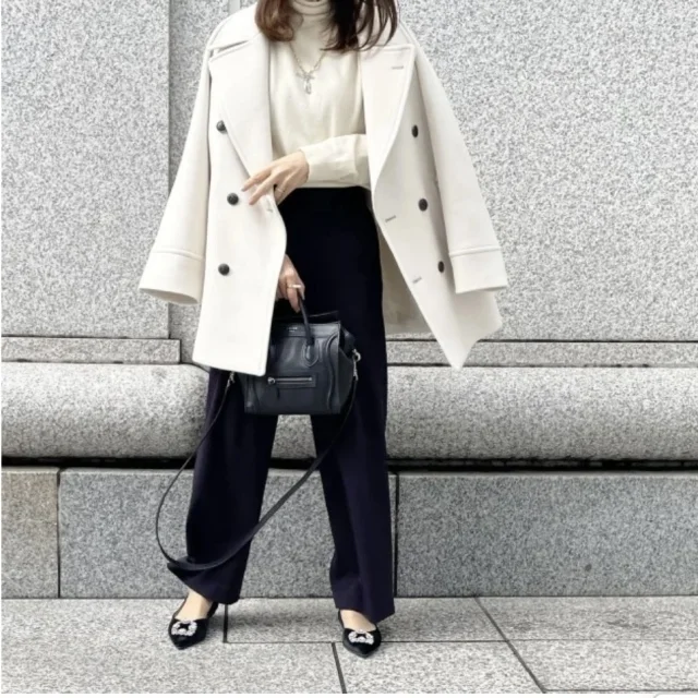 4年前の白コート着用写真