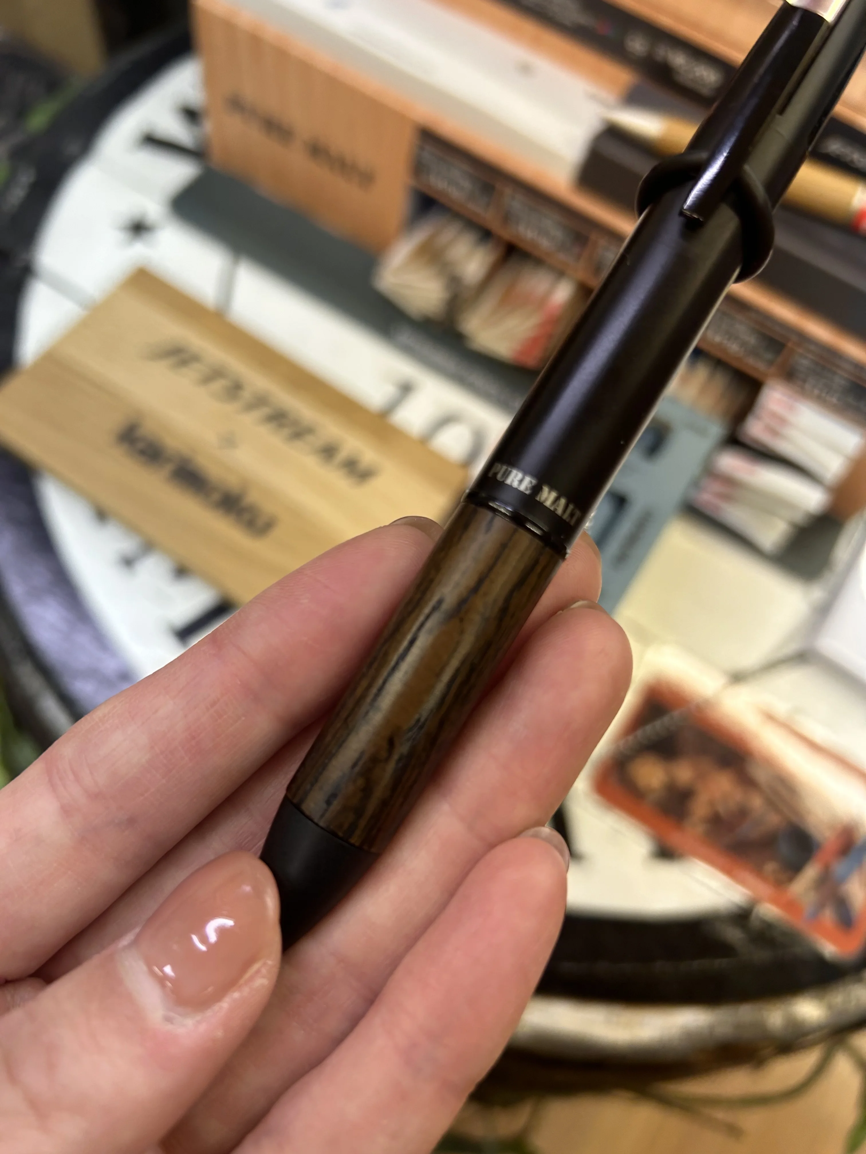 大人の手元に、静かな贅沢を