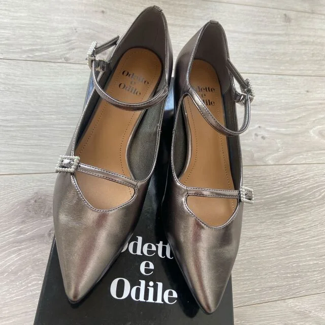 【ODETTE E ODILE】ロングシーズン大活躍！ON/OFFいける可愛すぎパンプス_1_8