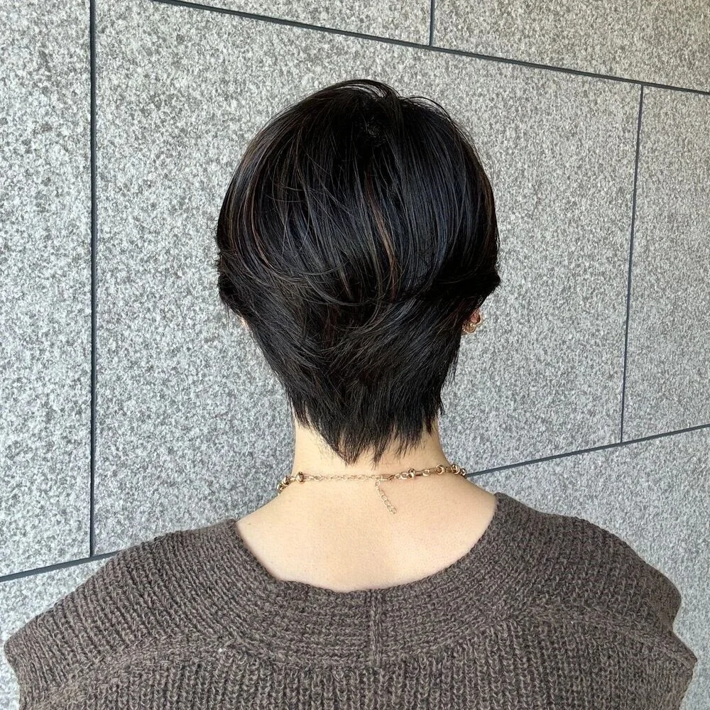 後ろから見た　人気ヘアスタイル3位の髪型