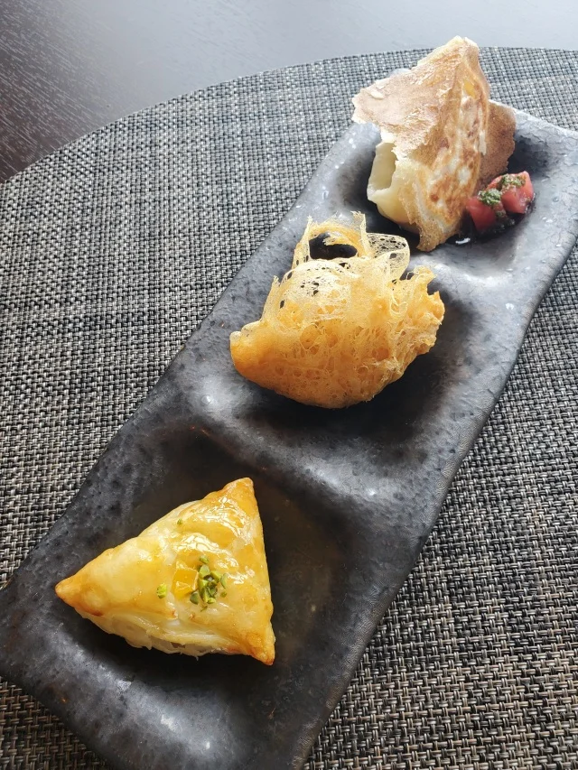 品川駅直結のストリングスホテル東京インターコンチネンタル26階、中国料理「チャイナシャドー」で楽しむ選べる点心ランチ