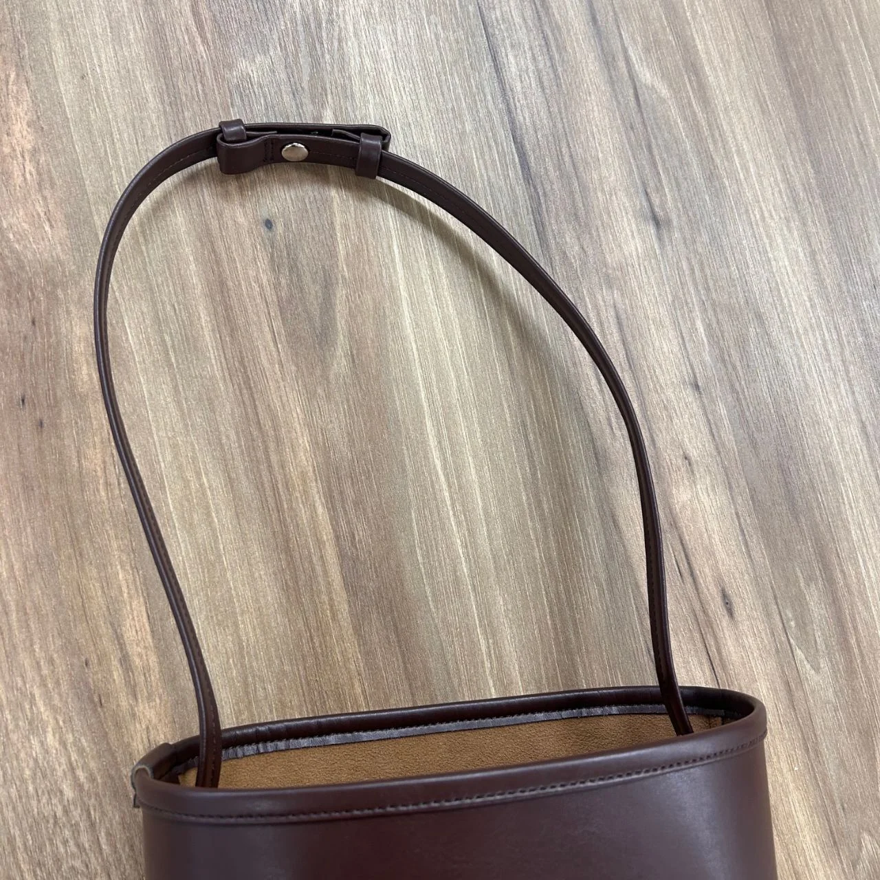 SCUE Half Cylinder bucket bag （LARGE） ￥39,600（税込）