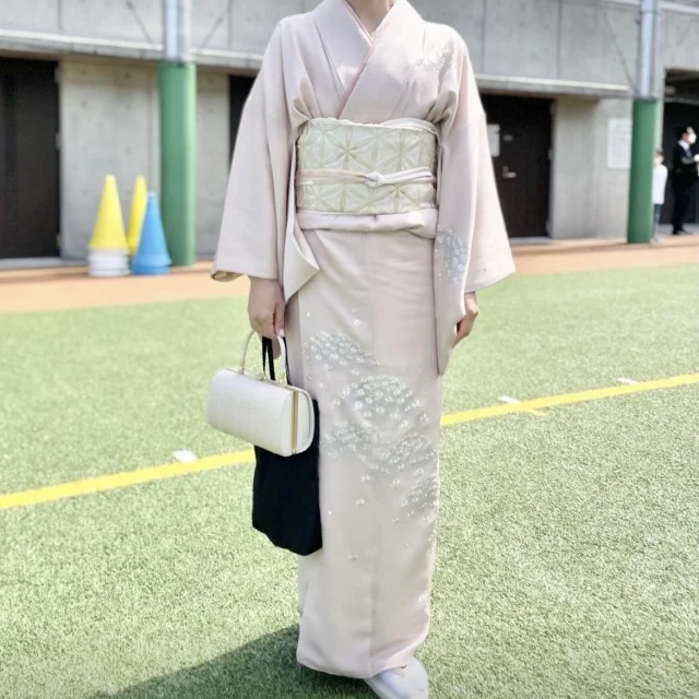 桜の着物での入学式コーデ