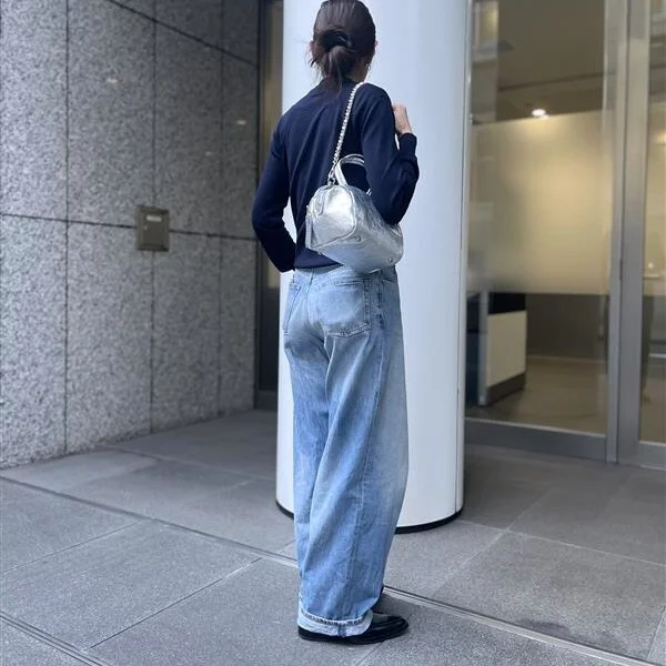 マルコマージのMarisol別注　3WAYシルバーチェーンバッグ　のコーデ