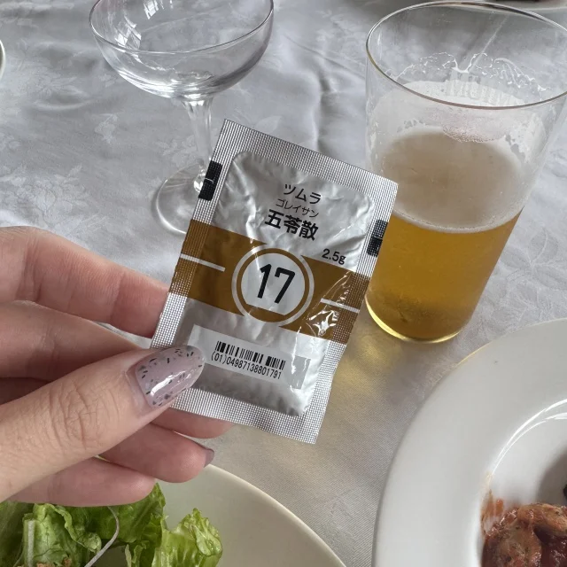 涼感と華やかさを一枚で。ZARAワンピースで叶える夏の品格コーデ_1_7