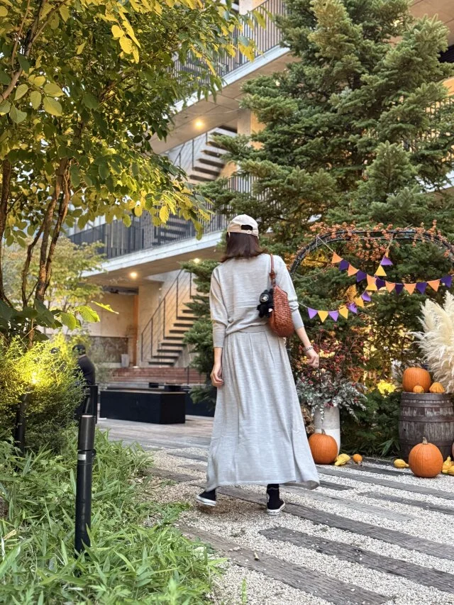 【M7days × 徳原文子さんコラボ】シアーニット＆ギャザースカートが大正解！_1_2-2