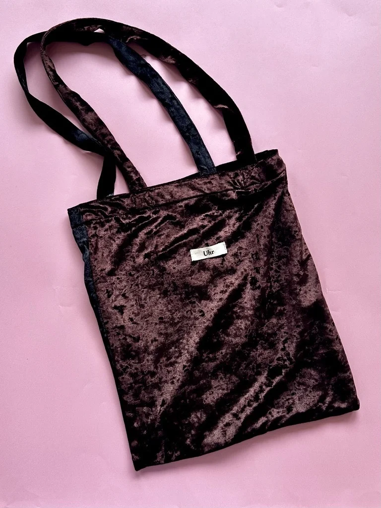 Uhr Bicolor Velour Tote
