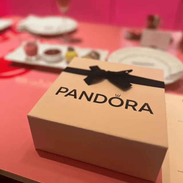 W OSAKA PANDORA アフタヌーンティー