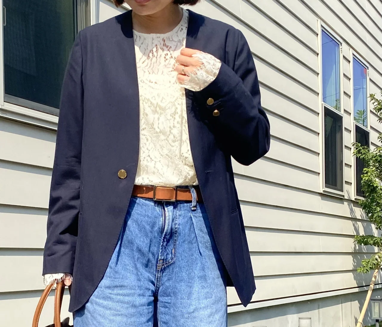 加藤かすみさんコラボ　 M7days 大人レースブラウス　デニムとジャケットコーデ