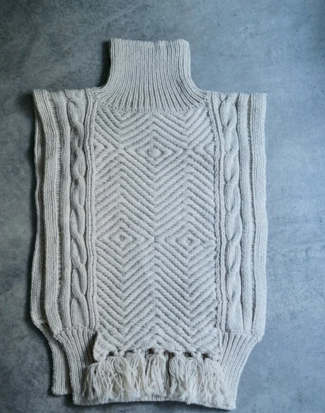 40代にこそおすすめしたい！ニットで叶える【冬のふんわり白コーデ】_1_8