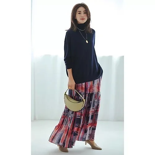 ネイビーとの組み合わせが抜群に合う！