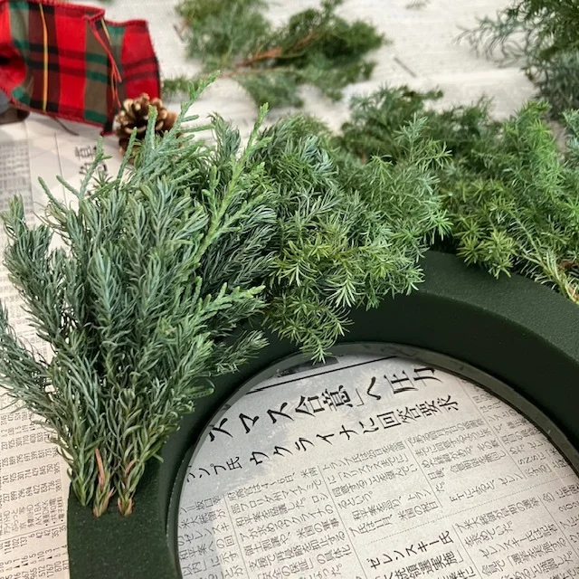 ホリデー気分を高めてくれる！ 大人のためのクリスマスリース教室_1_3