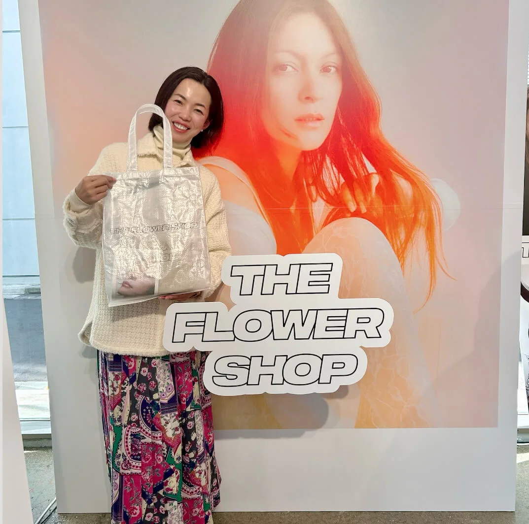 春色コーデと春コスメ「THE FLOWER SHOP」お披露目会へ