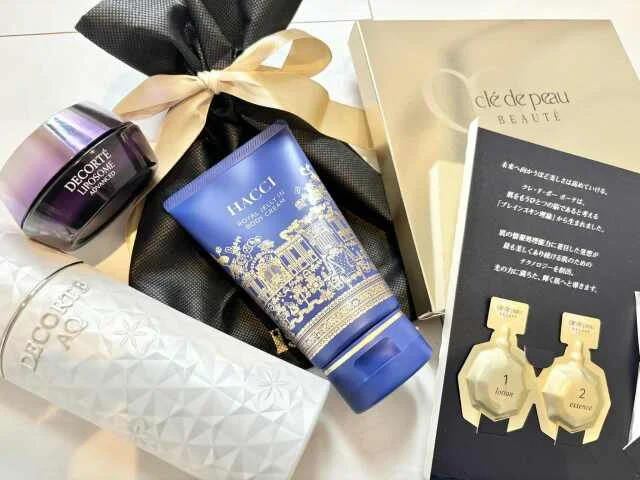 【HACCI・デコルテ・クレドポー】クリスマスコフレ＆スペシャルケアでご褒美美容_1_1