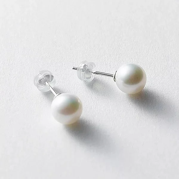LOEFF 淡水パールピアス