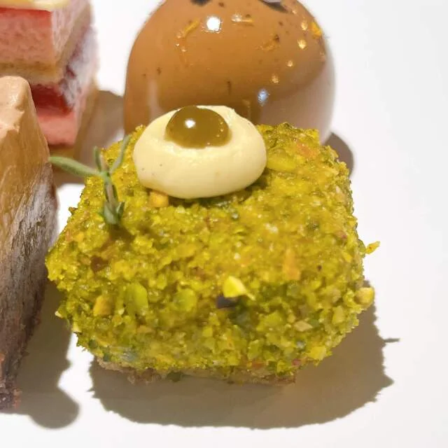 BEYOND SWEETSのクリスマスケーキ画像