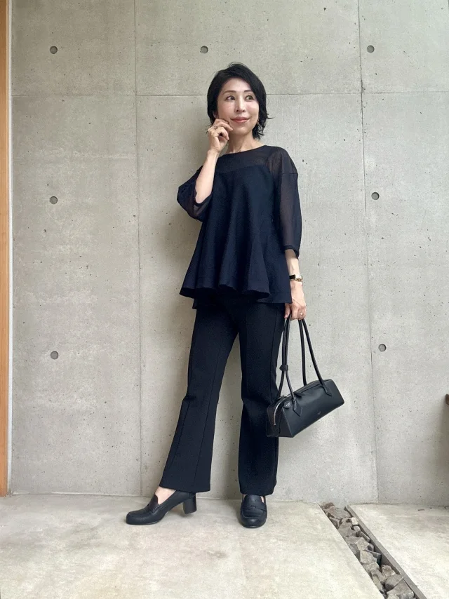 1er Arrondissement　プルミエアロンディスモン　シアーペプラムニット