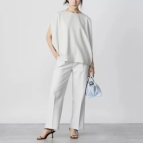 エムセブンデイズ　とろみすっきり見えストレートパンツ