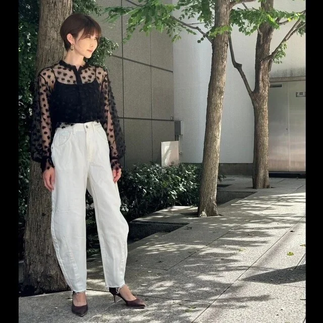 きれいめ派の春デニムコーデ 。大人に似合う選び方と着こなし【40代ファッション】_1_25