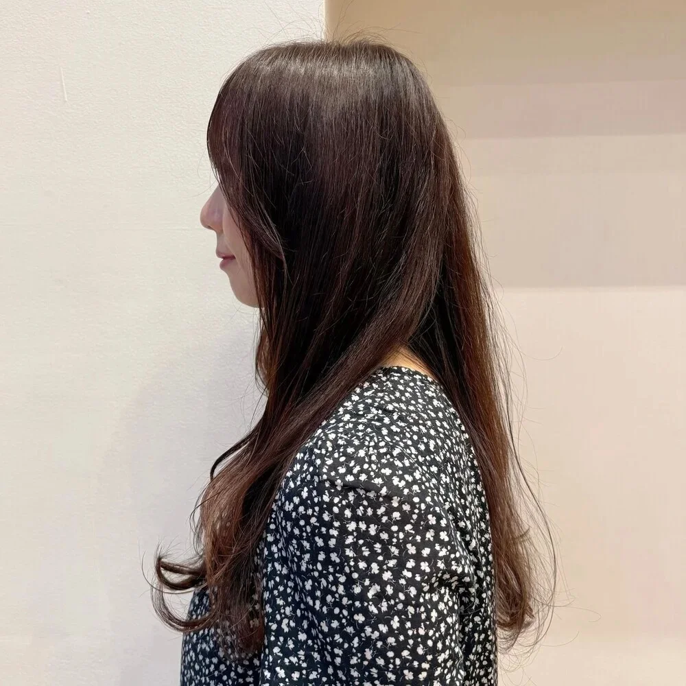 ヘアスタイリング前の人気ランキング1位のロングヘアスタイル