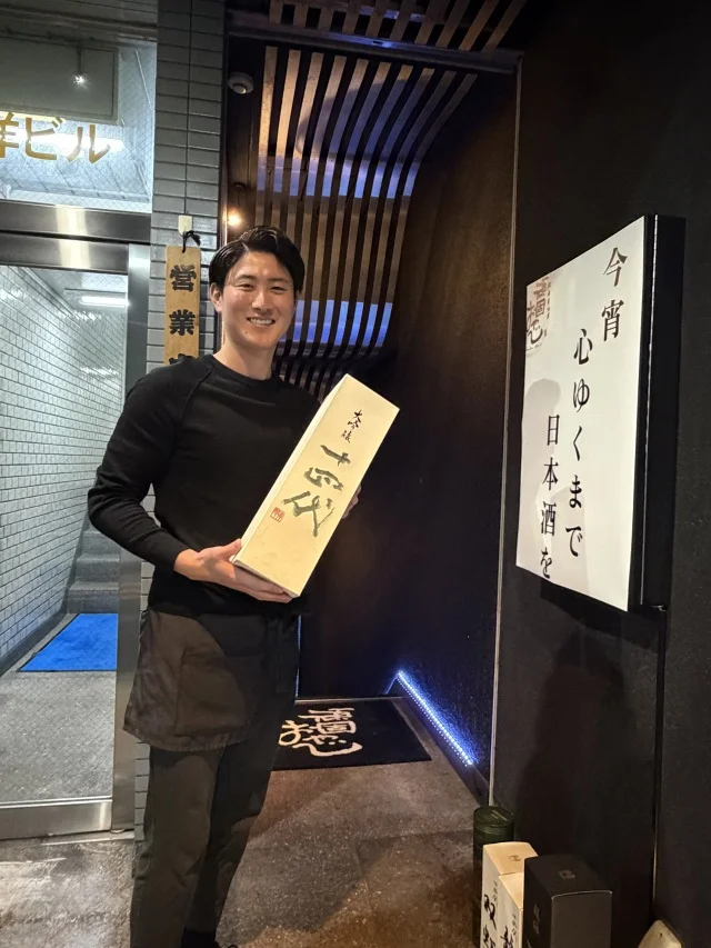 大人女子の隠れ家『頑固おやじ』で、名物“箱ウニ”と極上の日本酒に酔いしれる夜_1_1-1