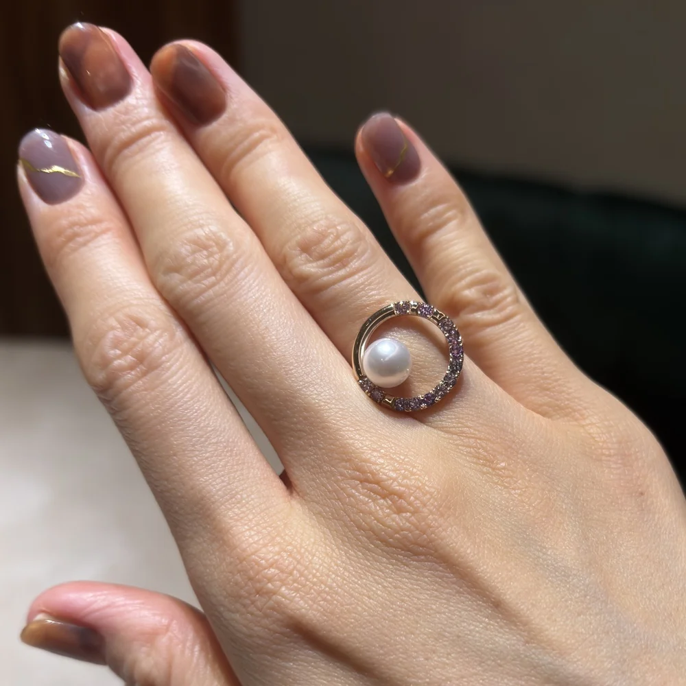 【着る資産】40代の賢い選択！娘に継ぐ誕生石ジュエリー計画を